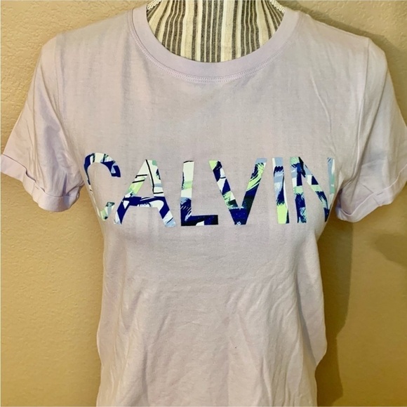 NWT Calvin Klein Set XS Running Shorts & T-Shirt Bundle City Tag Orchid Grafitti - Picture 6 of 16